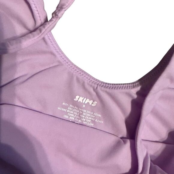 Skims Size‎ S Fits Everybody Square Neck Bodysuit Pastel Purple Stretchy Basic - Picture 3 of 8
